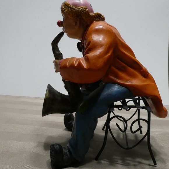 CLOWN porcelain sitting on bench playing saxophone - Picture 2 of 3